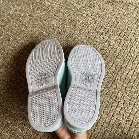 Sperry Float Shoes Size 6 - Picture 5 of 8